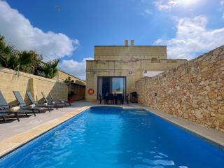Villa Fieldview - Gozo Holiday Home - 9