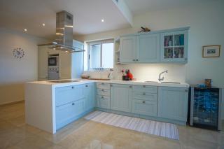 Luxury Living Apt with Massive Pool - Views and Beautiful Gardens - Għajn Melel - 8