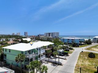 Beach House - Sunset Paradise by Panhandle Getaways - Panama City Beach - 9