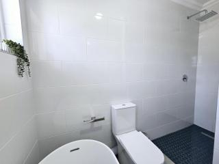 52 The Bridge Apartment - St Lucia - 2