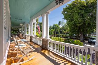 Classic King- Curry Mansion with Heated Pool! - Key West - 5
