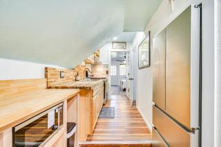 Boat Dock and Ramp Upwind Acres Guesthouse! - - 2