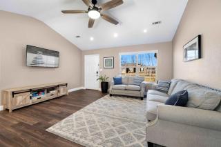 Bville Bliss-6 Mi to Downtown-MTB Friendly-Sleeps6 - Bentonville - 0