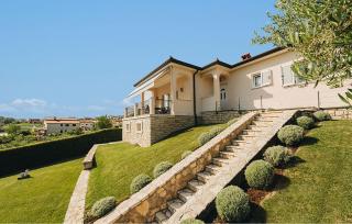 Stunning Home In Vizinada With Wifi - Vižinada - 2