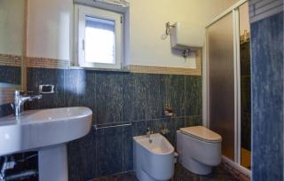 4 Bedroom Lovely Home In Ricadi - Ricadi - 1
