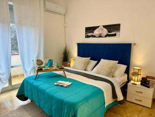 3 min Walk to Beach 3BR Apartment with Terrace AC & Parking - 5