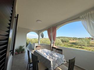 Beachfront Olive Retreat - Your Escape to Peace - 0