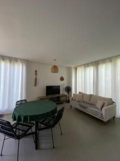 Casa Brisa 50m da Praia da Bombaça Piscina Privativa - 4