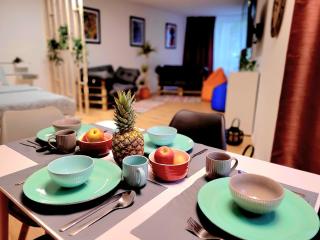 2 Zimmer, 4 Person, Balkon - Essen - 0
