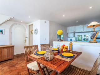 Apartment Village de Silhouette-6 by Interhome - Grimaud - 2