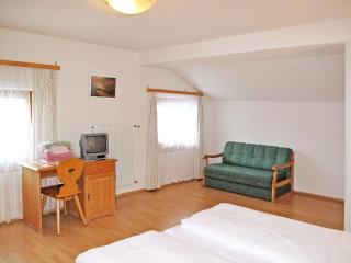 Apartment Nebenhaus Schönblick - SVH112 by Interhome - Sankt Valentin auf der Haide - 1