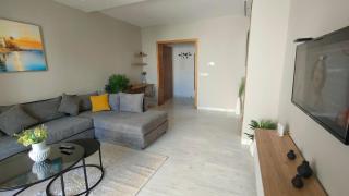 Stylish & Comfortable Apartment - 9