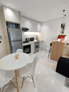 Residence La Reine II 24H Reception Cosy & Central Apartment 1 Minute Near To MOHAMMED V SPORTS COMPLEX 5 Min By Car To Ain Diab Corniche With Optical Fiber Wifi Casablanca - Casablanca - 8