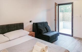 Stunning Apartment In Hvar With Wifi - 2