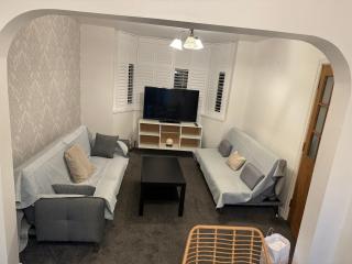 Cosy 5 Bedroom Central Birmingham - Birmingham - 2