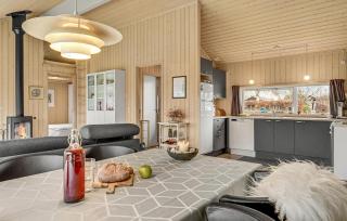 3 Bedroom Cozy Home In Grenaa - 5