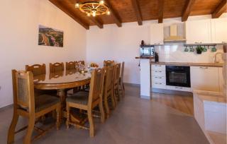 3 Bedroom Awesome Home In Mliniste - Mlinište - 1