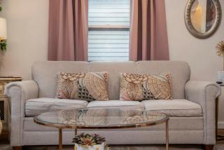 Sweet Rose Cottage A Romantic Getaway - Omaha - 3