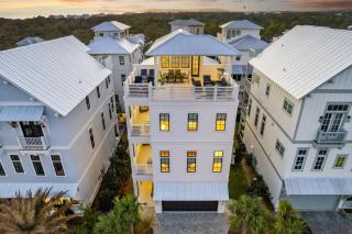 Rooftop Deck w Views Pool Luxury 5BDR Resorting To Happiness by AvantStay - Inlet Beach - 0