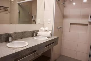 Suite 212 SerraClass - 3