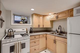 York by Modern Midstay - 3 Blocks to Cheesman #NYB - 8