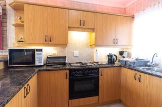 Villa Majestic for Exclusive Accommodation - Port Alfred - 5