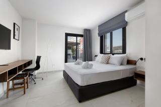 Urban Condo 33 with Private Large Veranda - 2 Bdr - Nicosia - 0