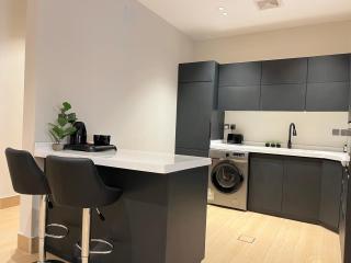 Vera Apartment شقه أنيقه بالخبر بثلاث غرف نوم وصاله تتسع ل 6 اشخاص - Khobar - 3