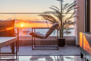Paphos Luxurious Seaview Penthouse - Pool & Steps to Beach - Paphos - 0