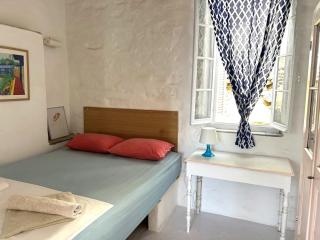 Traditional Cycladic House with a View - 2