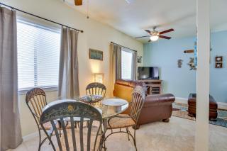 Padre Island Condo with Pool Access - Walk to Beach! - Corpus Christi - 2