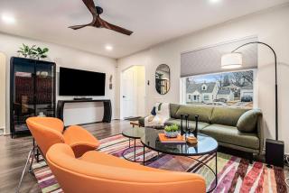 Relaxing Spot with Zen Garden & Year-Round Hot Tub - 5