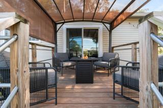 Enchanting 3BR Cottage Close to Downtown - 9