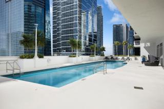 Studios in Brickell with Pool, Gym, free parking and Game Room - Miami - 9