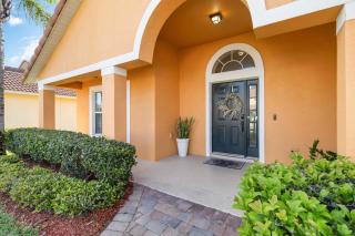 Spacious 4 Bedroom Vacation Villa Near Disney perfect for Two Families - 4