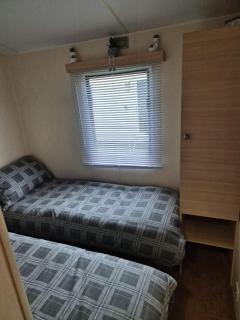 A&J Caravan Hire Golden Gate Towyn - Kinmel Bay - 3