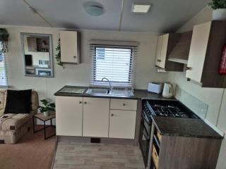 A&J Caravan Hire Golden Gate Towyn - Kinmel Bay - 7