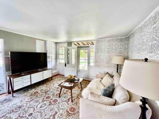 Retreat at Sea Cloud Cottage in Historic Wiscasset - 3