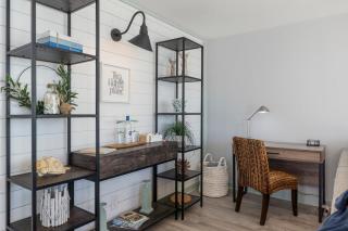 Edgewater Windward 508 - Newly Renovated Corner Condominium! - 2