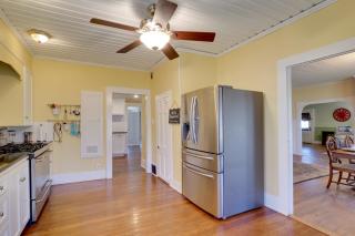 Charming Georgetown Home - Walk to Downtown! - Georgetown - 3