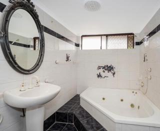 Affordable Long-Term Stay ENS Master Bedroom in Perth Fremantle University Hospital - 7