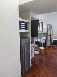 Greenhills shopping center studio condominium - Manila - 5