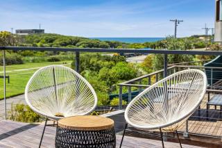 Ocean Golf Course and Parkland Views 250m to Sand - Torquay - 9