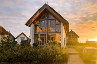 Ostsee - Reetdachhaus Nr 12 "Strandläufer" im Strand Resort - Heiligenhafen - 0