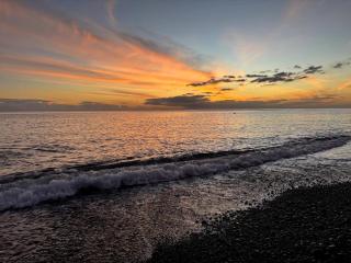 Bungalow enchanteur à Saint-Pierre avec vue sur la mer et jardin - 4