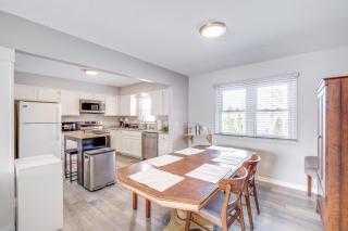 3 Mi to Cuyahoga Valley NP Fairlawn Family Home! - Fairlawn - 4
