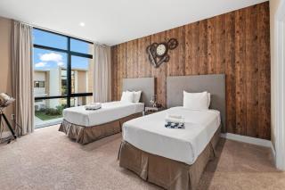 4BD and 4.5BA Amazing Villa with Private Hot Tub (3091) - 8