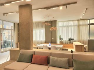 Lilly Nook 2-Bedroom Retreat in Mar Mikhael - Beirut - 0