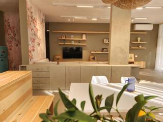 Lilly Nook 2-Bedroom Retreat in Mar Mikhael - Beirut - 3