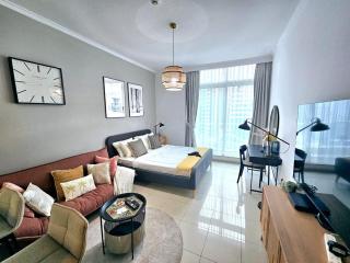 SUNRISE HOMES - A Stylish Studio in Botanica Tower - 7